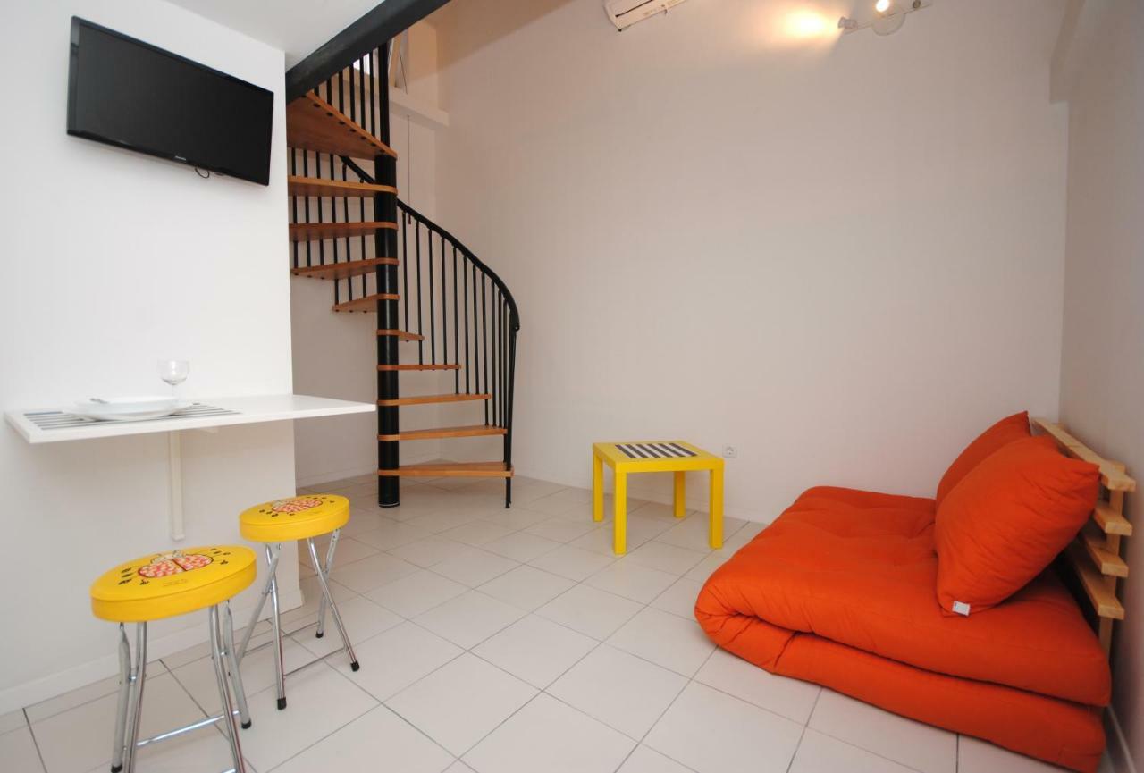 Studio Porta Split Luaran gambar